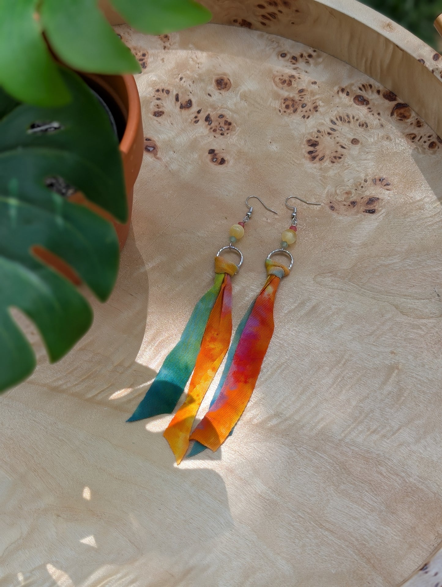 *SILVER* Citrus Glow Tie Dye Earrings π§‘πππ