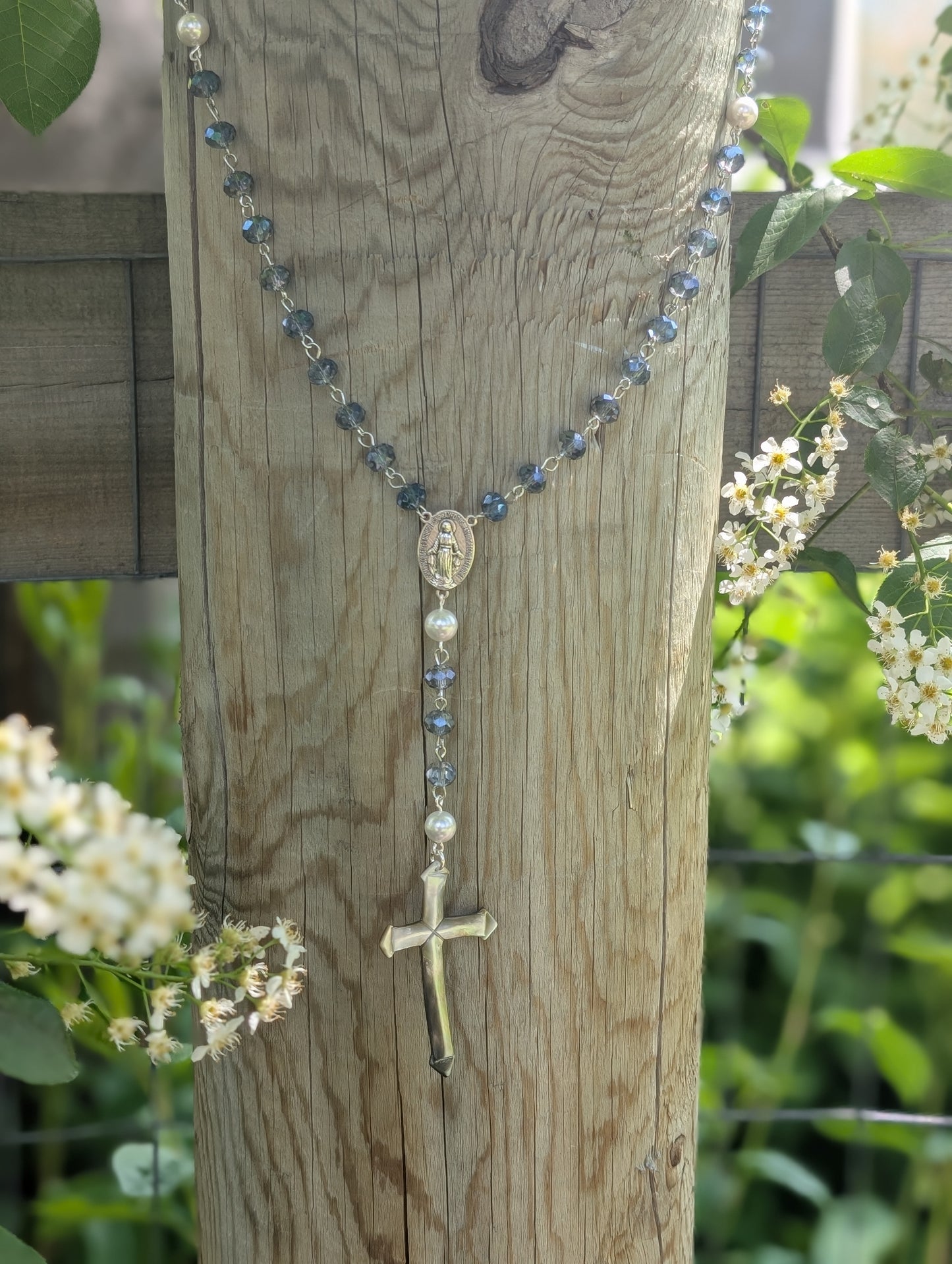 Rosary with Mother of Pearl ✨💙🤍✨