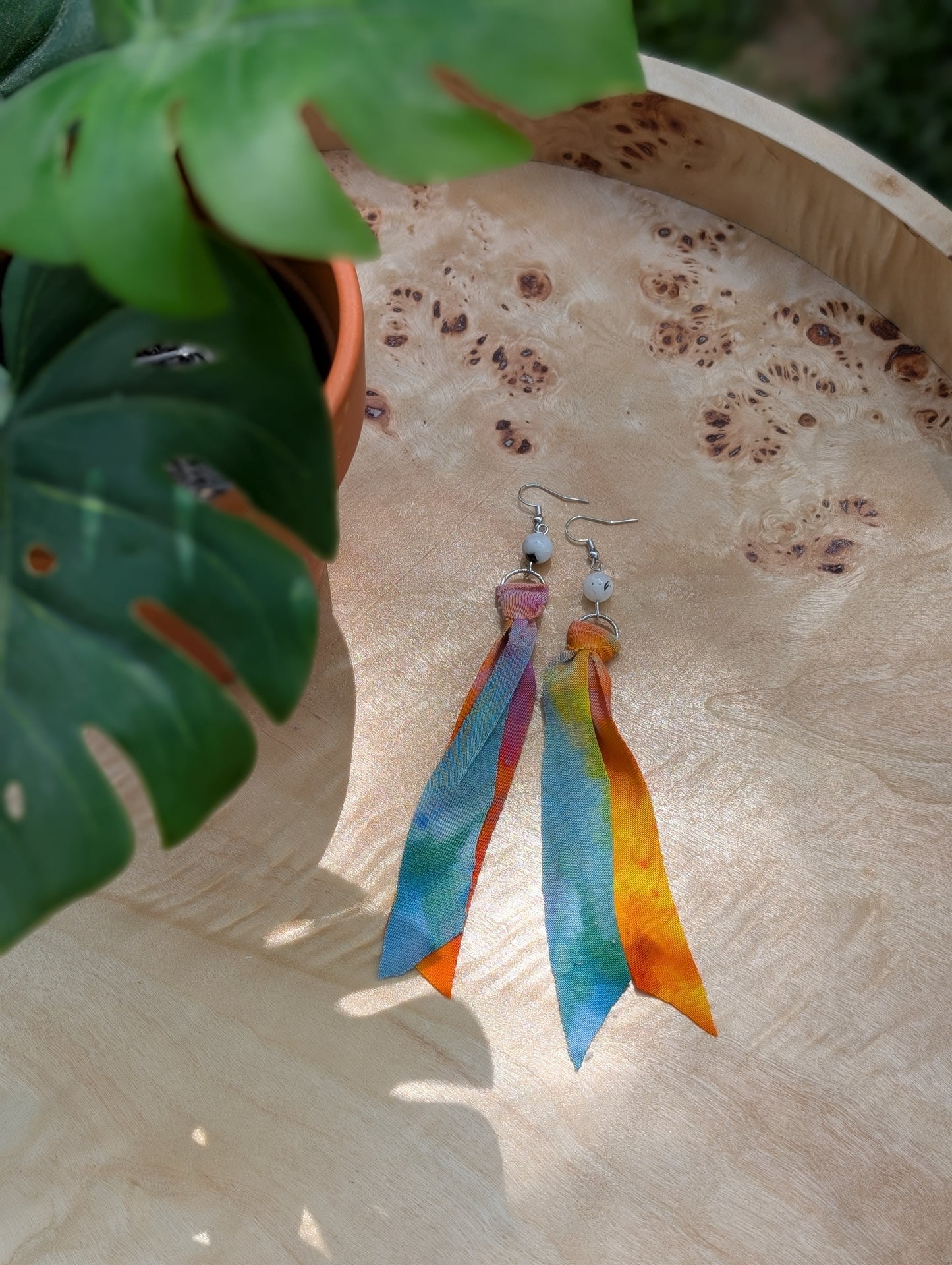 *SILVER* Citrus Glow Tie Dye Earrings π§‘πππ