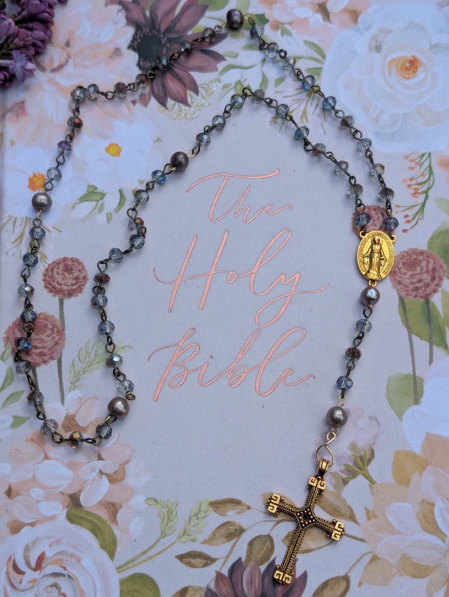 Rosary with Freshwater Pearl 🦪