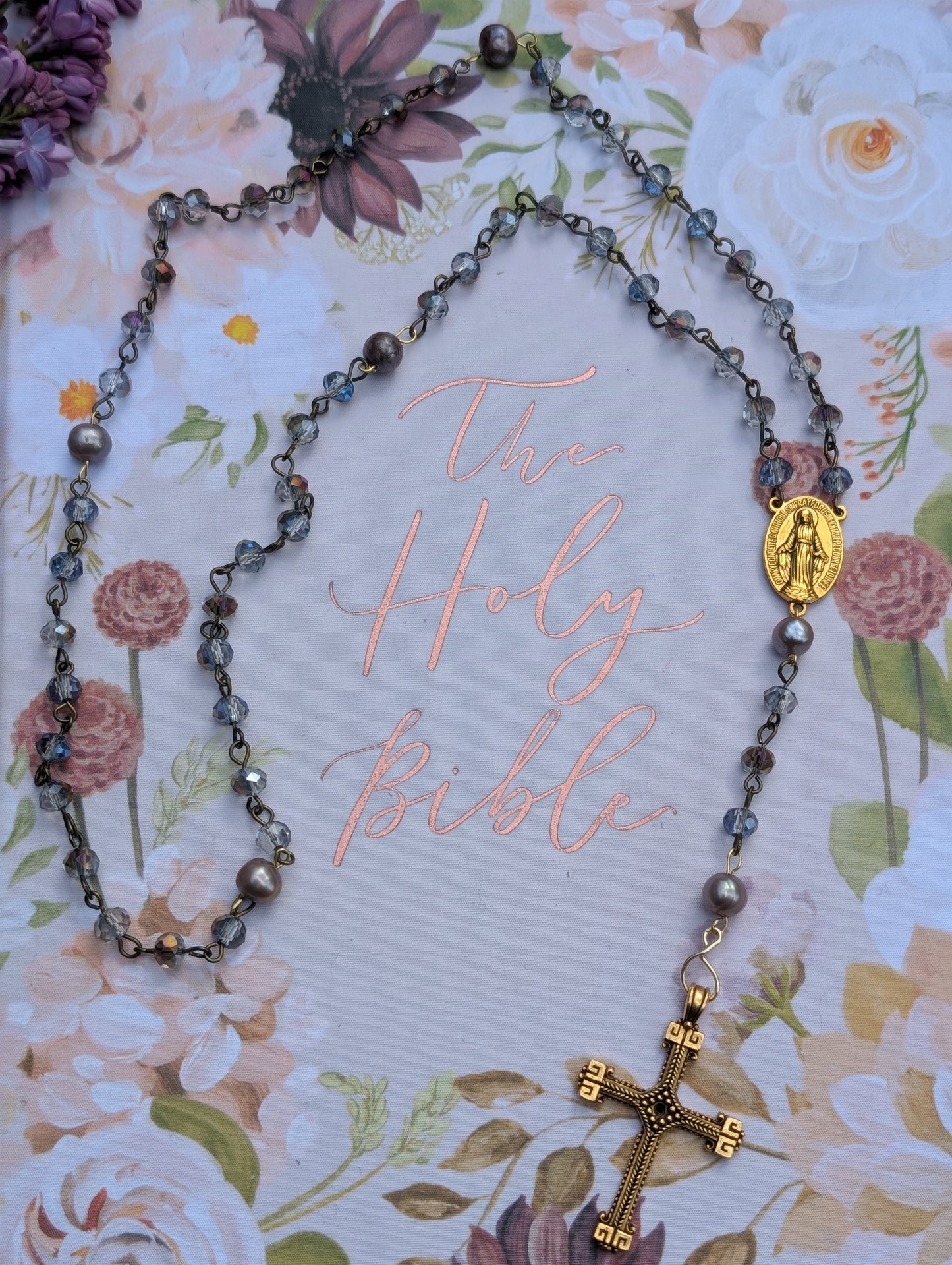 Rosary with Freshwater Pearl 🦪