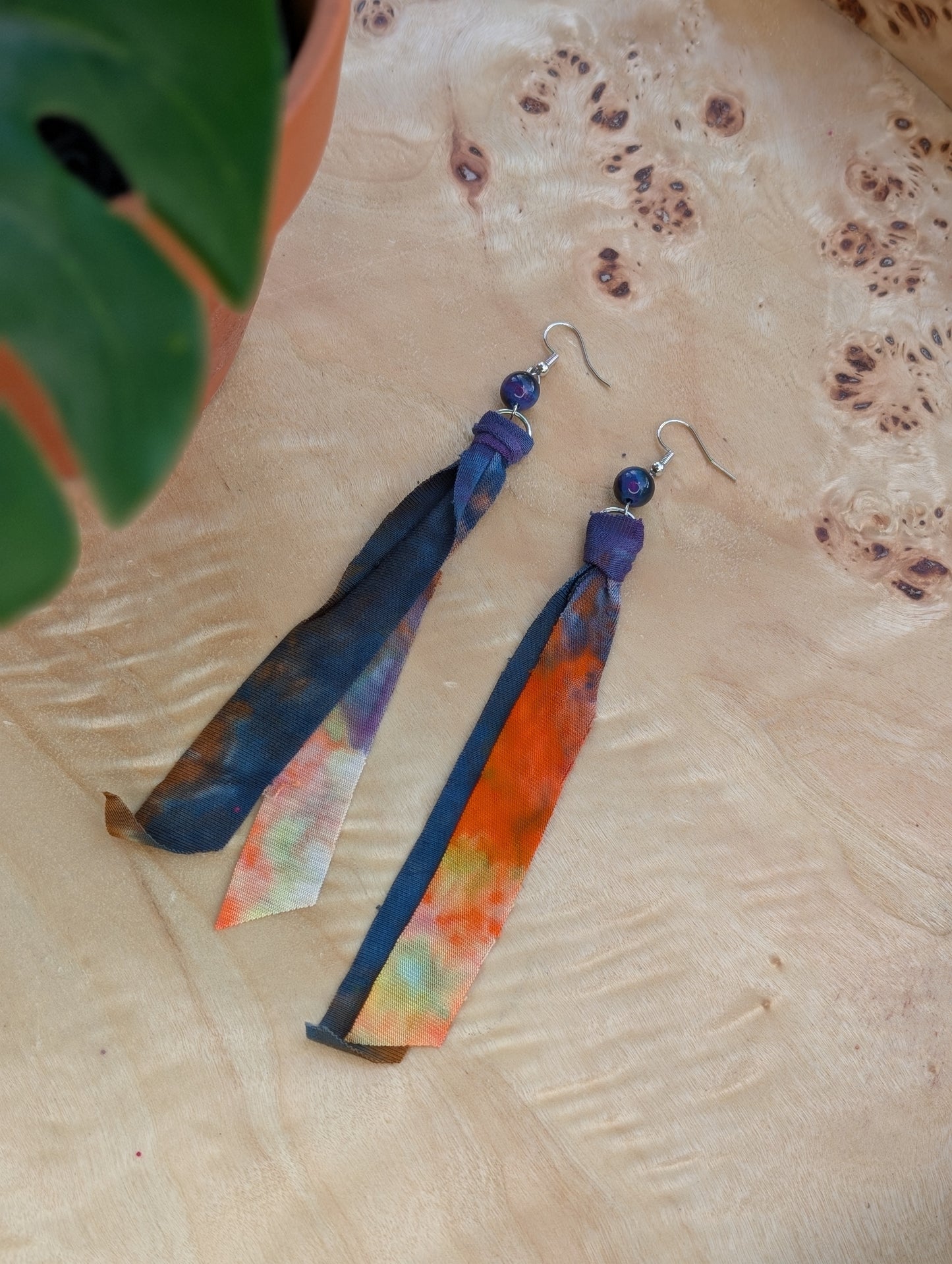 *SILVER* Midnight Citrus Tie Dye Earrings ๐๐๐งก๐