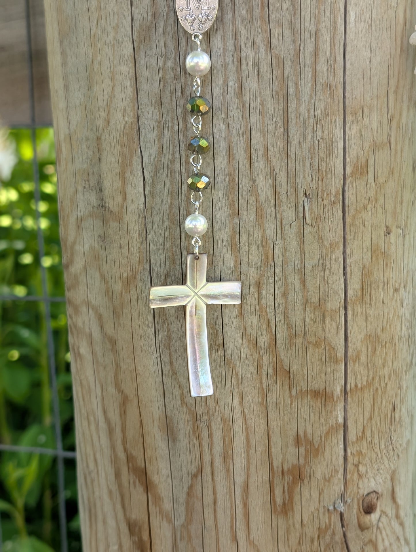 Rosary with Mother of Pearl ✨🙏🏽