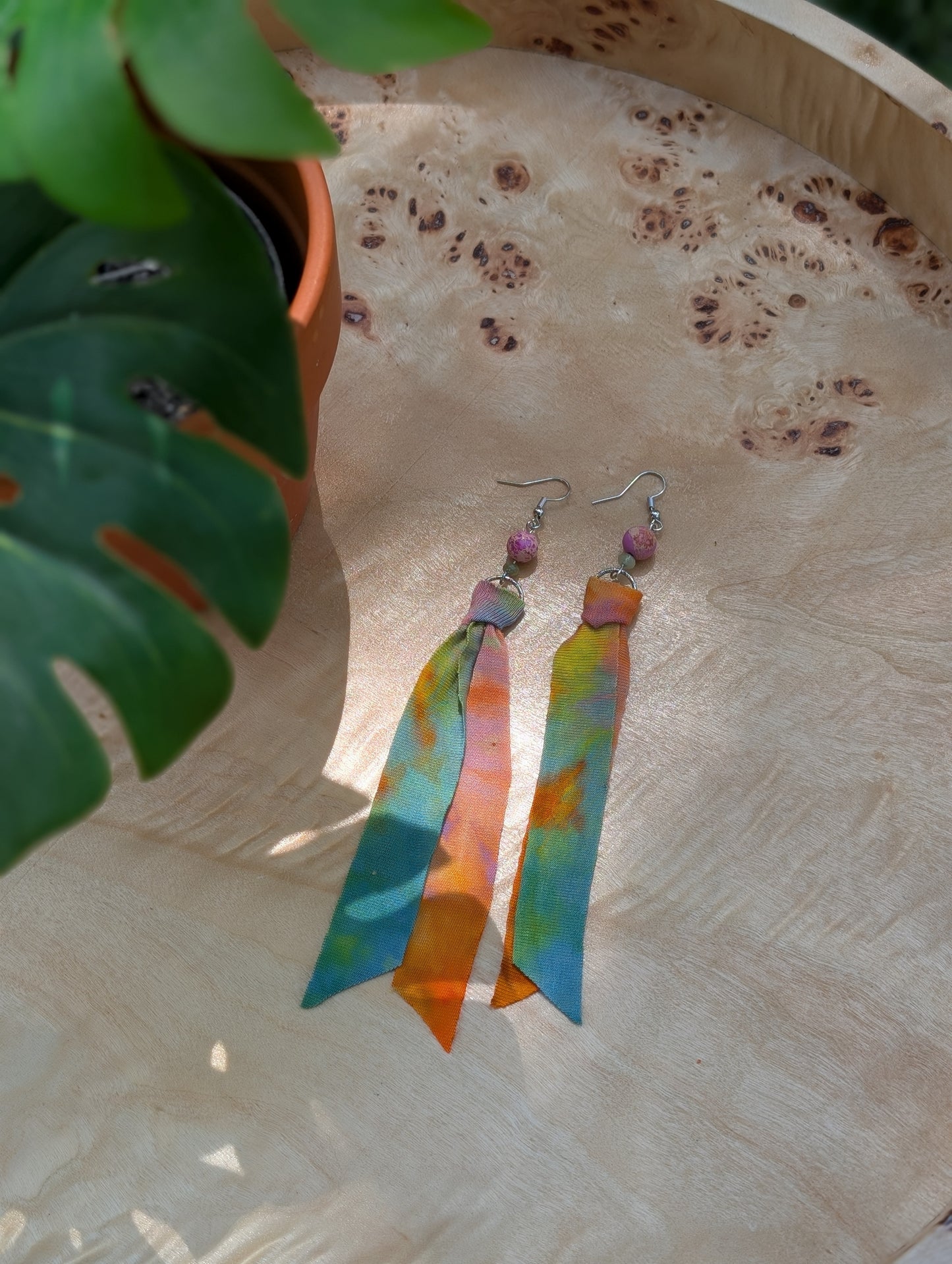 *SILVER* Citrus Glow Tie Dye Earrings π§‘πππ