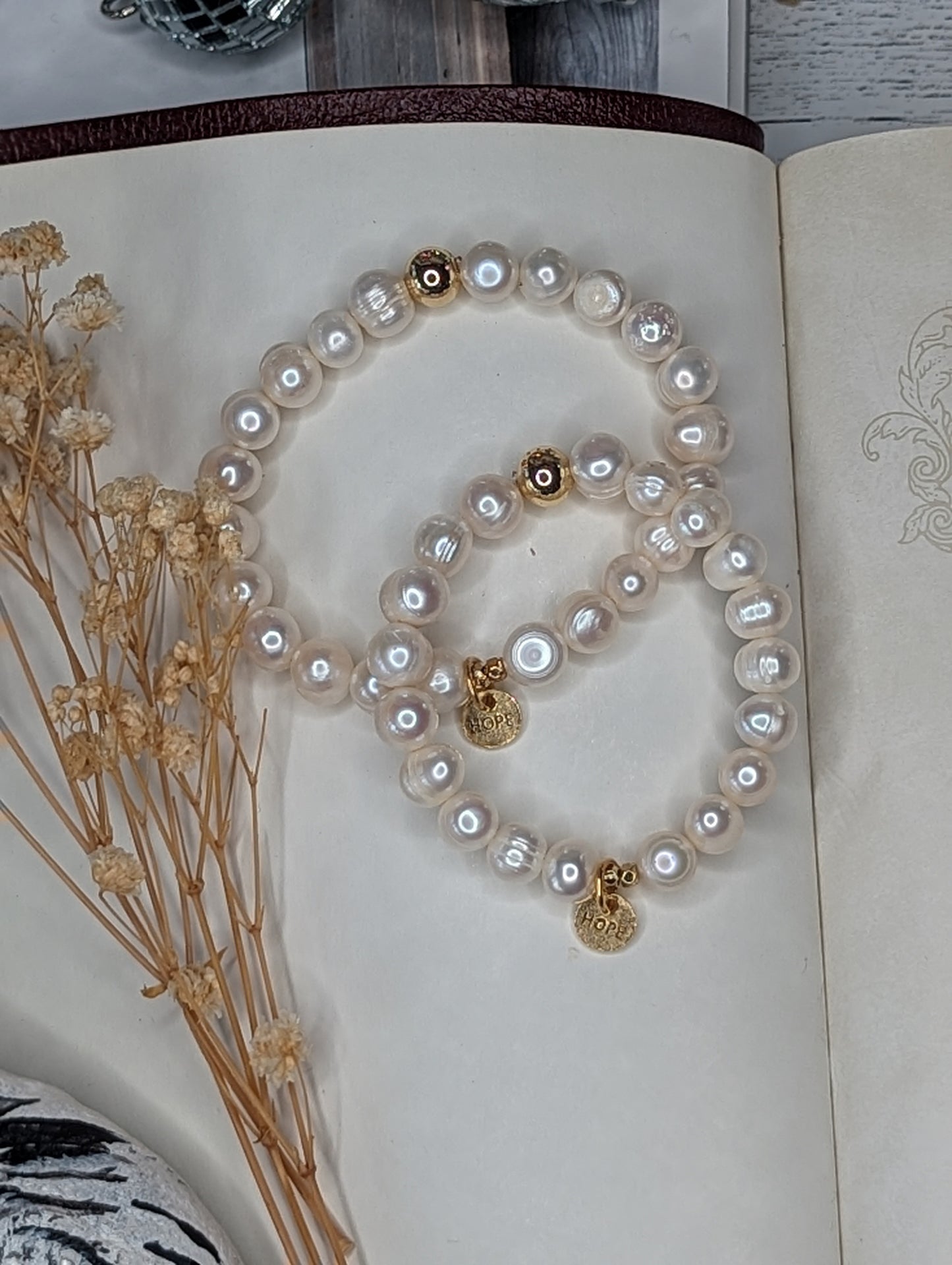 ✝️ Collection : "Hope" Pearl Bracelet